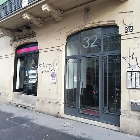Al 32 Milan