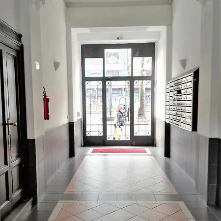 Appartement Al 32 *